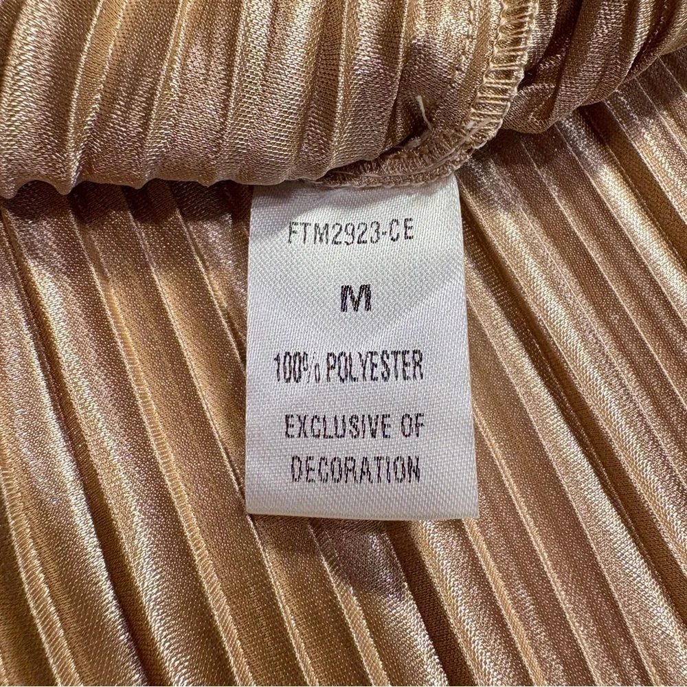 NWOT THML Metallic Gold Pleated Peplum Blouse Size Medium - Picture 7 of 8